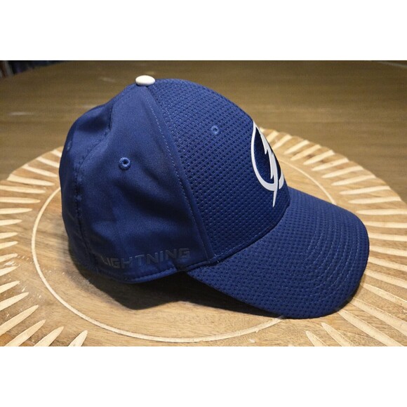 lightening Patch Hat Pro Fitted Mens Cap  S/M - Picture 3 of 10